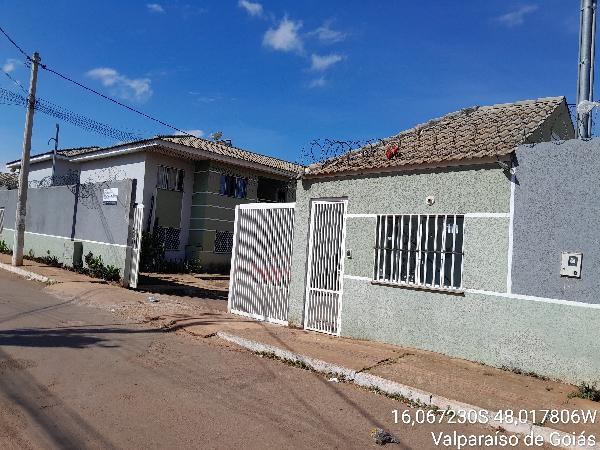 Vende-se em Valparaiso De Goias-GO  apto, 157.78 de área total, 48.87 de área privativa,  2_qto(s), a.serv, WC, 1_sala(s), cozinha, 1_vaga(s) de garagem.