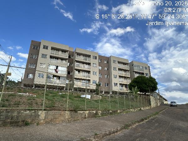 Vende-se em Valparaiso De Goias-GO  apto, 98.27 de área total, 53.13 de área privativa,  2_qto(s), WC, 1_sala(s), cozinha, 1_vaga(s) de garagem.