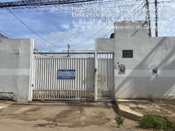 Vende-se em Valparaiso De Goias-GO  Casa, 121.40 de área total, 82.48 de área privativa, 138.00 de área do terreno,  2_qto(s), a.serv, WC, 1_sala(s), cozinha.
