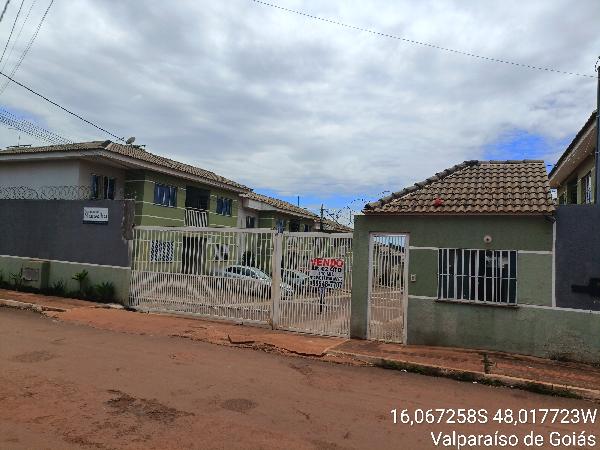 Vende-se em Valparaiso De Goias-GO  apto, 157.78 de área total, 48.87 de área privativa,  2_qto(s), a.serv, WC, 1_sala(s), cozinha, 1_vaga(s) de garagem.