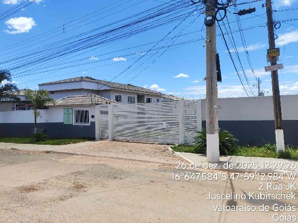 Vende-se em Valparaiso De Goias-GO  apto, 102.40 de área total, 48.36 de área privativa,  2_qto(s), a.serv, WC, 1_sala(s), cozinha, 1_vaga(s) de garagem.