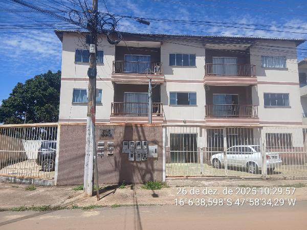 Vende-se em Valparaiso De Goias-GO  apto, 84.60 de área total, 68.30 de área privativa,  2_qto(s), a.serv, WC, 1_sala(s), cozinha, 1_vaga(s) de garagem.
