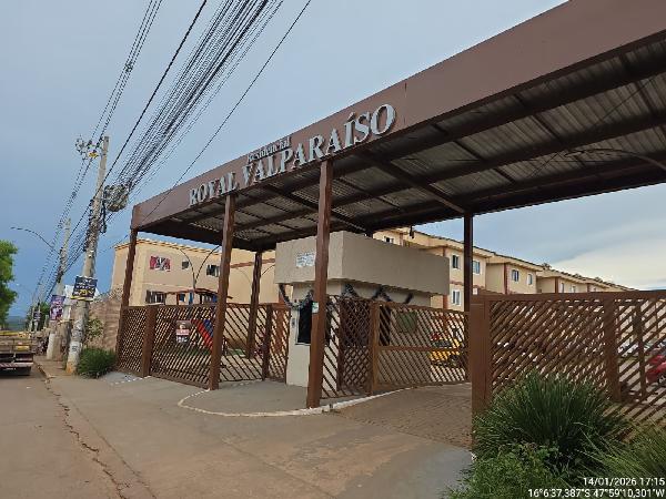 Vende-se em Valparaiso De Goias-GO  apto, 87.98 de área total, 48.70 de área privativa,  2_qto(s), varanda, a.serv, WC, 1_sala(s), cozinha.