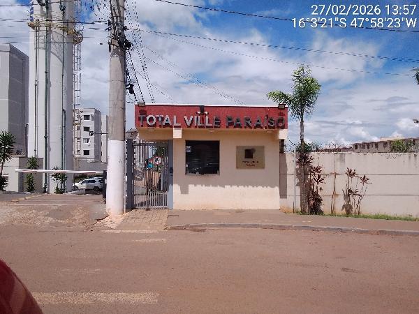 Vende-se em Valparaiso De Goias-GO  apto, 96.49 de área total, 51.64 de área privativa,  2_qto(s), WC, 1_sala(s), cozinha.