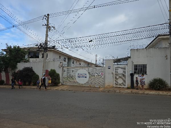 Vende-se em Valparaiso De Goias-GO  apto, 120.49 de área total, 49.95 de área privativa,  2_qto(s), WC, 1_sala(s), cozinha, 1_vaga(s) de garagem.