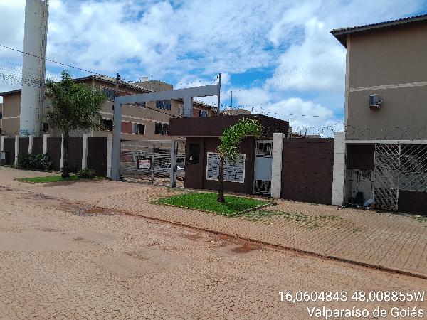 Vende-se em Valparaiso De Goias-GO  apto, 44.77 de área privativa,  2_qto(s), WC, 1_sala(s), cozinha, 1_vaga(s) de garagem.