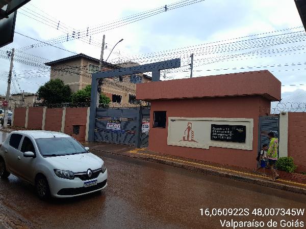 Vende-se em Valparaiso De Goias-GO  apto, 48.99 de área total, 44.77 de área privativa,  2_qto(s), WC, 1_sala(s), cozinha, 1_vaga(s) de garagem.