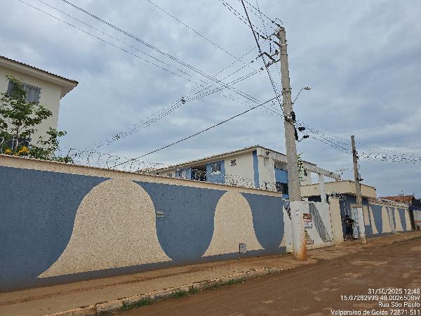 Vende-se em Valparaiso De Goias-GO  apto, 118.61 de área total, 50.41 de área privativa,  2_qto(s), a.serv, WC, 1_sala(s), cozinha, 1_vaga(s) de garagem.