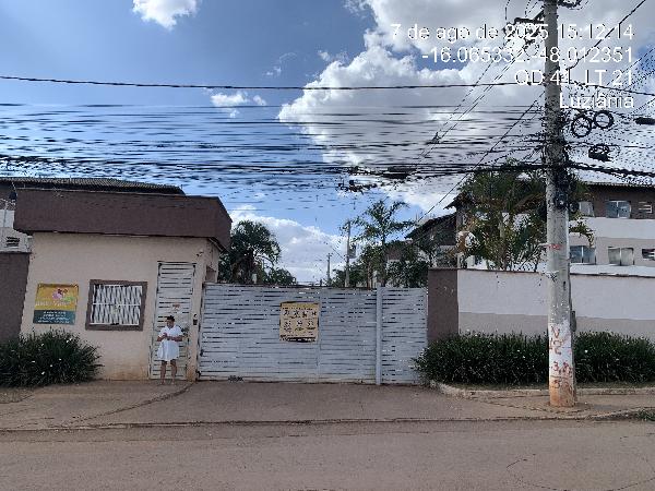 Vende-se em Valparaiso De Goias-GO  apto, 97.19 de área total, 45.13 de área privativa,  2_qto(s), WC, 1_sala(s), cozinha, 1_vaga(s) de garagem.