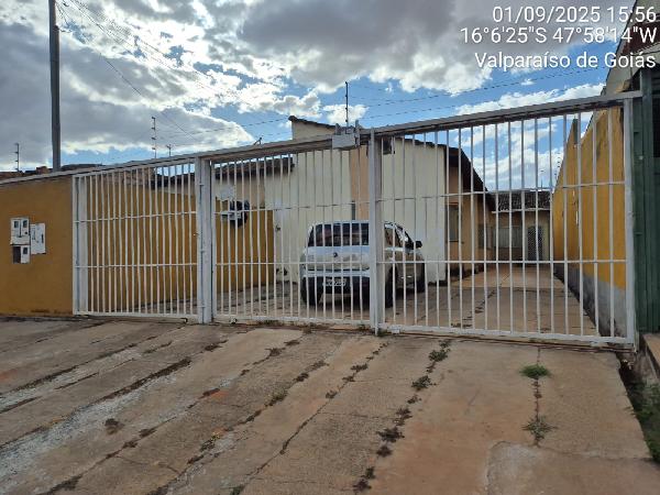 Vende-se em Valparaiso De Goias-GO  Casa, 58.12 de área total, 58.12 de área privativa, 120.00 de área do terreno,  2_qto(s), a.serv, WC, 1_sala(s), cozinha.