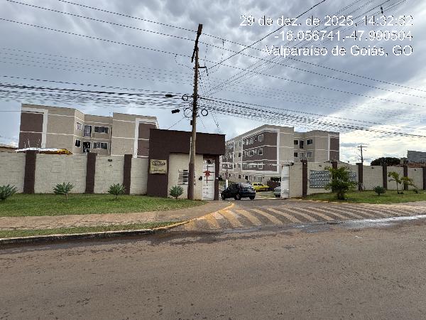 Vende-se em Valparaiso De Goias-GO  apto, 80.04 de área total, 46.24 de área privativa,  2_qto(s), a.serv, WC, 1_sala(s), cozinha, 1_vaga(s) de garagem.