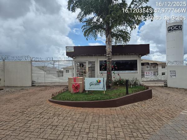 Vende-se em Valparaiso De Goias-GO  apto, 60.04 de área total, 35.00 de área privativa,  2_qto(s), WC, 1_sala(s), cozinha, 1_vaga(s) de garagem.