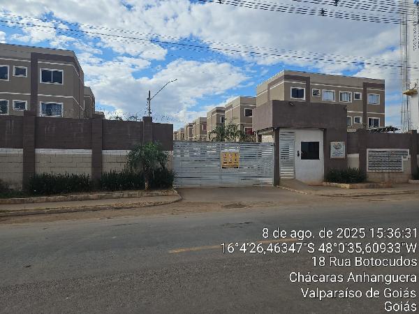 Vende-se em Valparaiso De Goias-GO  apto, 90.16 de área total, 46.24 de área privativa,  2_qto(s), WC, 1_sala(s), cozinha, 1_vaga(s) de garagem.