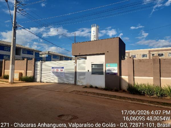 Vende-se em Valparaiso De Goias-GO  apto, 86.10 de área total, 45.66 de área privativa,  2_qto(s), a.serv, WC, cozinha, 1_vaga(s) de garagem.