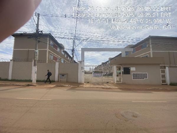 Vende-se em Valparaiso De Goias-GO  apto, 49.16 de área total, 44.77 de área privativa,  2_qto(s), a.serv, WC, 1_sala(s), cozinha, 1_vaga(s) de garagem.