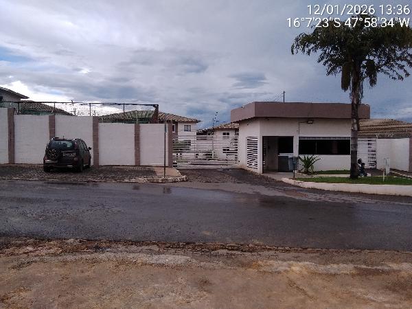 Vende-se em Valparaiso De Goias-GO  apto, 80.10 de área total, 65.36 de área privativa,  2_qto(s), varanda, a.serv, WC, 1_sala(s), cozinha, 1_vaga(s) de garagem.