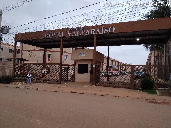 Vende-se em Valparaiso De Goias-GO  apto, 48.70 de área total, 48.70 de área privativa,  2_qto(s), a.serv, WC, 1_sala(s), cozinha.