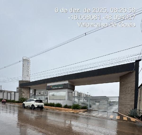 Vende-se em Valparaiso De Goias-GO  apto, 81.74 de área total, 45.66 de área privativa,  2_qto(s), a.serv, WC, 1_sala(s), cozinha, 1_vaga(s) de garagem.