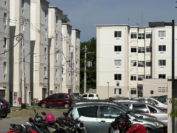 Vende-se em Rio De Janeiro-RJ  apto, 40.00 de área total, 40.00 de área privativa,  2_qto(s), WC, 1_sala(s), cozinha.