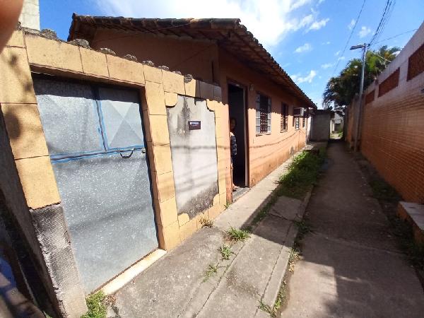 Vende-se em Rio De Janeiro-RJ  Casa, 40.00 de área total, 40.00 de área privativa, 76.00 de área do terreno,  2_qto(s), WC, 1_sala(s), cozinha.