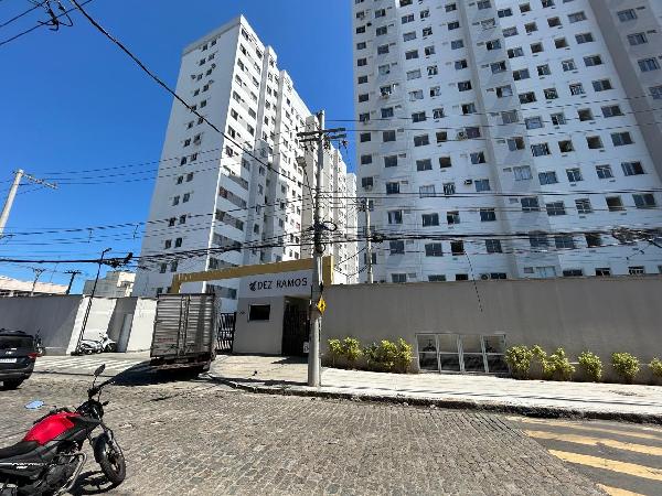 Vende-se em Rio De Janeiro-RJ  apto, 45.00 de área total, 45.00 de área privativa,  2_qto(s), WC, 1_sala(s), cozinha.