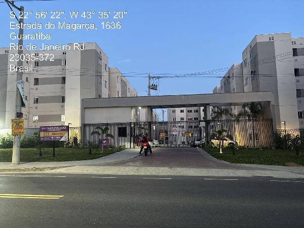 Vende-se em Rio De Janeiro-RJ  apto, 42.30 de área total, 42.30 de área privativa,  2_qto(s), WC, 1_sala(s), cozinha, 1_vaga(s) de garagem.