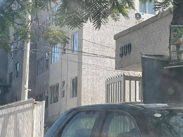 Vende-se em Rio De Janeiro-RJ  apto, 49.00 de área total, 49.00 de área privativa,  2_qto(s), WC, 1_sala(s), cozinha, 1_vaga(s) de garagem.