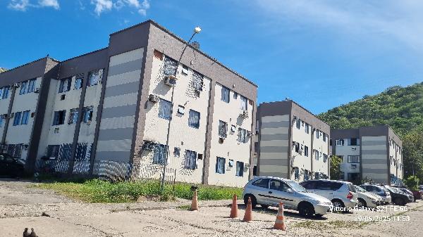 Vende-se em Rio De Janeiro-RJ  apto, 46.00 de área total, 46.00 de área privativa,  2_qto(s), WC, 1_sala(s), cozinha, 1_vaga(s) de garagem.