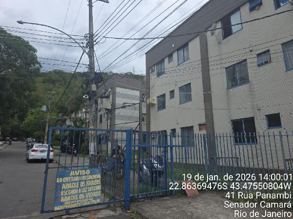 Vende-se em Rio De Janeiro-RJ  apto, 45.00 de área total, 45.00 de área privativa,  2_qto(s), WC, 1_sala(s), cozinha.