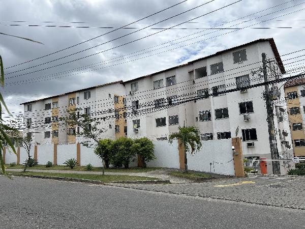 Vende-se em Rio De Janeiro-RJ  apto, 57.00 de área total, 47.20 de área privativa,  2_qto(s), a.serv, WC, 1_sala(s), cozinha.