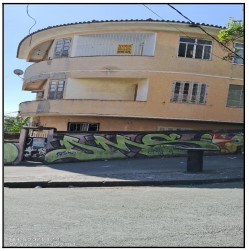 Vende-se em Rio De Janeiro-RJ  apto, 0.01 de área privativa, 0.00 de área do terreno.