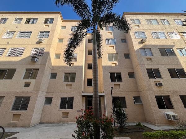 Vende-se em Rio De Janeiro-RJ  apto, 43.39 de área total, 43.39 de área privativa,  2_qto(s), WC, 1_sala(s), cozinha.