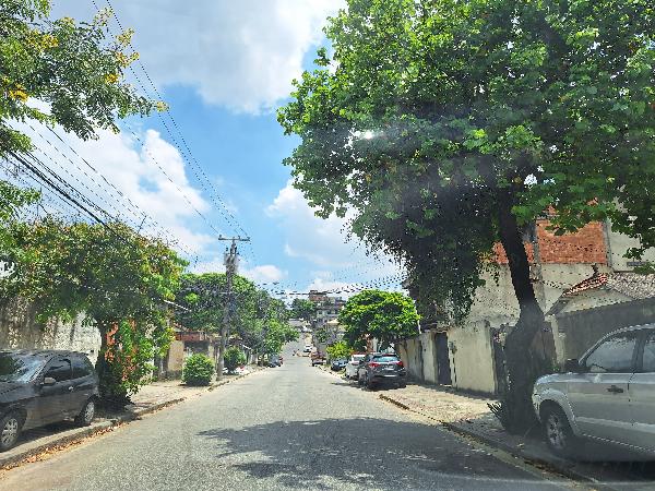 Vende-se em Rio De Janeiro-RJ  Casa, 105.00 de área privativa, 107.21 de área do terreno,  2_qto(s), WC, 1_sala(s), cozinha, Terraco.