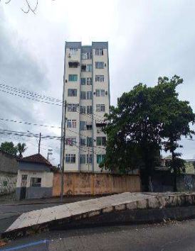 Vende-se em Rio De Janeiro-RJ  apto, 66.00 de área privativa, 0.00 de área do terreno.
