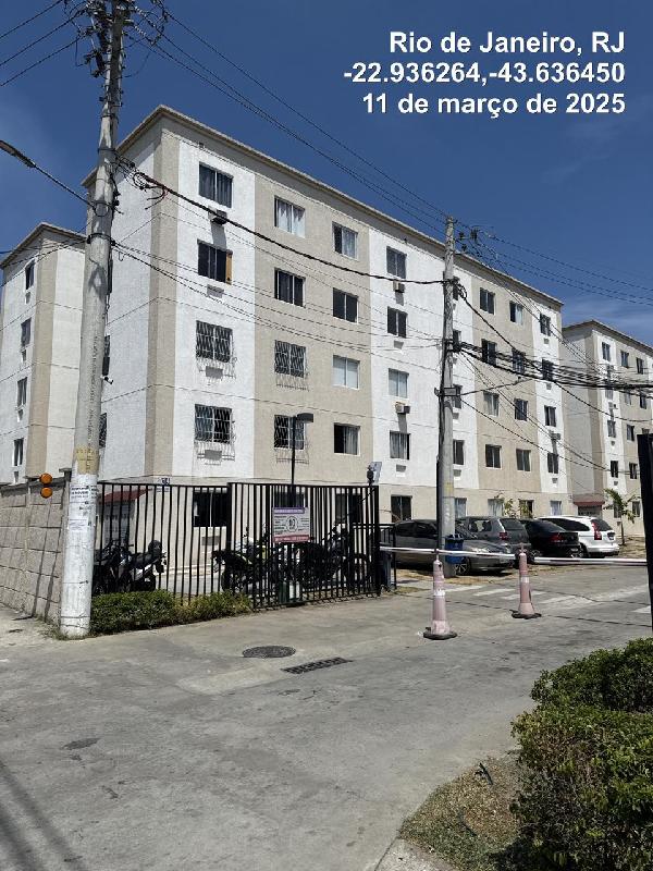 Vende-se em Rio De Janeiro-RJ  apto, 64.13 de área total, 40.54 de área privativa,  2_qto(s), WC, 1_sala(s), cozinha.