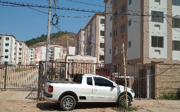 Vende-se em Rio De Janeiro-RJ  apto, 41.00 de área total, 41.00 de área privativa,  2_qto(s), WC, 1_sala(s), cozinha.