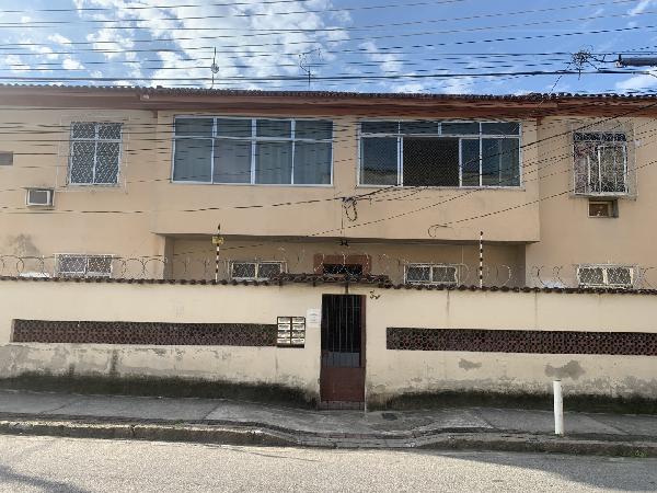 Vende-se em Rio De Janeiro-RJ  apto, 44.00 de área privativa, 470.80 de área do terreno,  2_qto(s), a.serv, WC, 1_sala(s), cozinha.