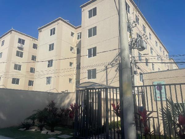 Vende-se em Rio De Janeiro-RJ  apto, 40.00 de área total, 40.00 de área privativa,  2_qto(s), WC, 1_sala(s), cozinha.