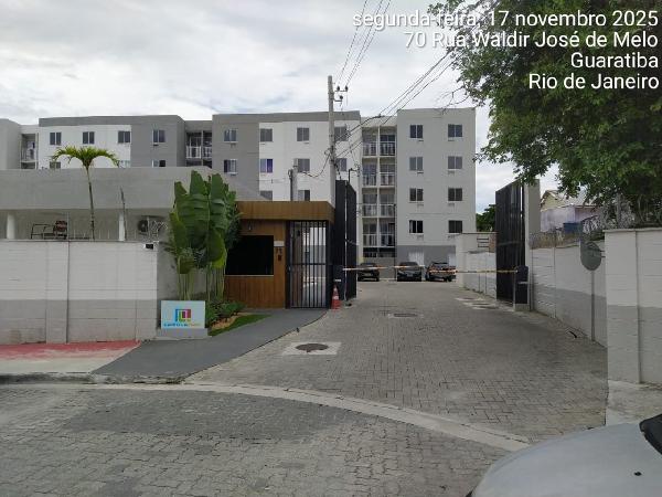 Vende-se em Rio De Janeiro-RJ  apto, 45.00 de área total, 45.00 de área privativa,  2_qto(s), a.serv, WC, 1_sala(s), cozinha, 1_vaga(s) de garagem.