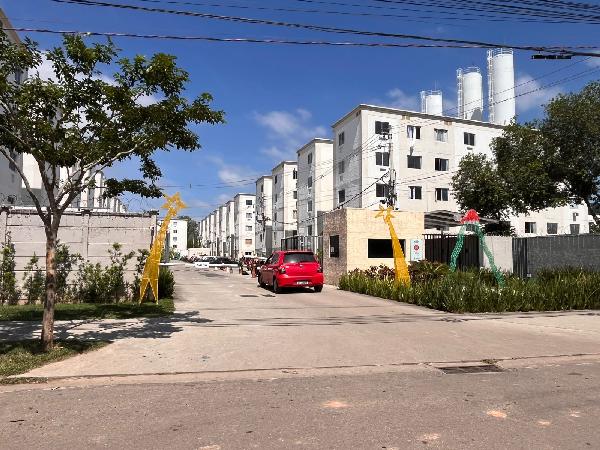 Vende-se em Rio De Janeiro-RJ  apto, 40.00 de área total, 40.00 de área privativa,  2_qto(s), a.serv, WC, 1_sala(s), cozinha.