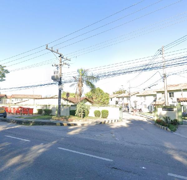 Vende-se em Rio De Janeiro-RJ  apto, 50.00 de área total, 50.00 de área privativa,  2_qto(s), a.serv, WC, 1_sala(s), cozinha.
