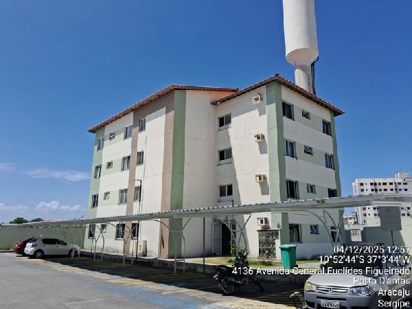 Vende-se em Aracaju-SE  apto, 63.30 de área total, 52.64 de área privativa,  2_qto(s), WC, 1_sala(s), cozinha, 1_vaga(s) de garagem.