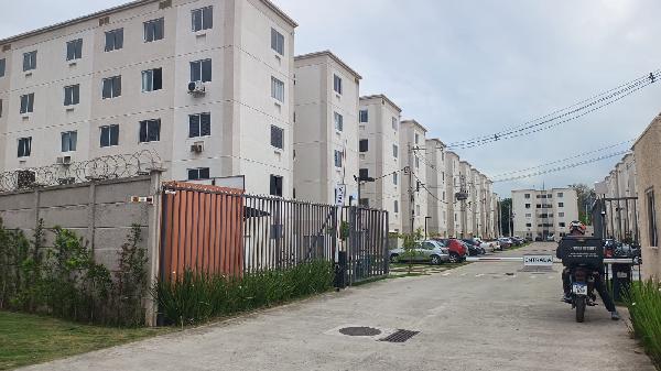 Vende-se em Rio De Janeiro-RJ  apto, 40.00 de área total, 40.00 de área privativa,  2_qto(s), WC, 1_sala(s), cozinha.