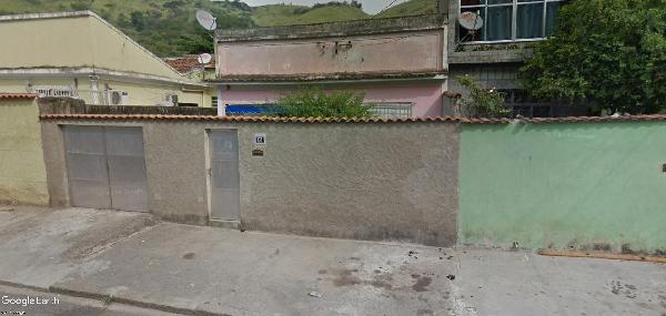 Vende-se em Rio De Janeiro-RJ  Casa, 74.00 de área total, 74.00 de área privativa, 230.00 de área do terreno,  2_qto(s), a.serv, WC, 1_sala(s), cozinha, 1_vaga(s) de garagem.