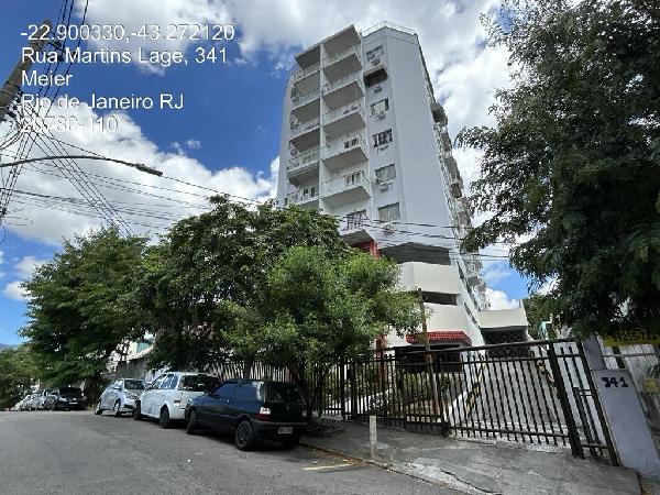 Vende-se em Rio De Janeiro-RJ  apto, 52.00 de área total, 52.00 de área privativa,  2_qto(s), WC, 2_sala(s), cozinha, 1_vaga(s) de garagem.