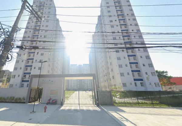 Vende-se em Rio De Janeiro-RJ  apto, 90.51 de área total, 39.07 de área privativa,  2_qto(s), WC, 1_sala(s), cozinha.
