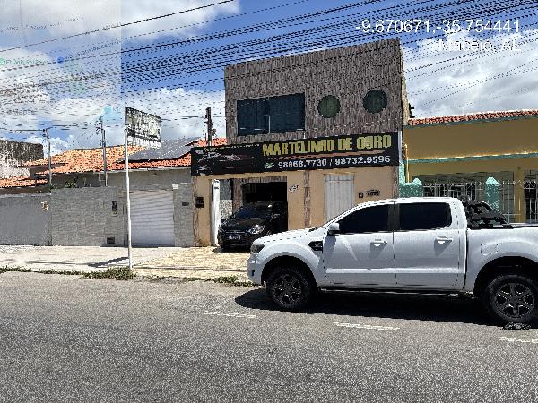 Vende-se em Maceio-AL  Casa, 121.32 de área total, 121.32 de área privativa, 170.00 de área do terreno,  3_qto(s), WC, 1_sala(s), cozinha, 2_vaga(s) de garagem.
