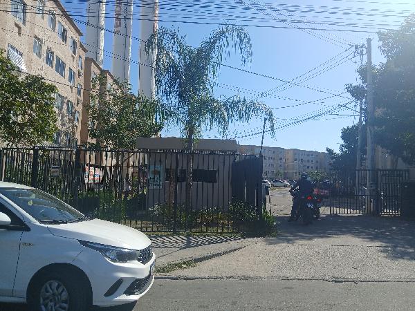 Vende-se em Rio De Janeiro-RJ  apto, 49.00 de área total, 41.45 de área privativa,  2_qto(s), WC, 1_sala(s), cozinha.