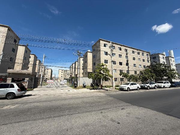 Vende-se em Rio De Janeiro-RJ  apto, 40.54 de área total, 40.54 de área privativa,  2_qto(s), a.serv, WC, 1_sala(s), cozinha.