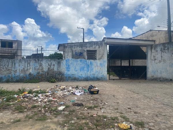 Vende-se em Rio Largo-AL  Casa, 50.13 de área total, 50.13 de área privativa,  2_qto(s), a.serv, WC, 1_sala(s), cozinha.